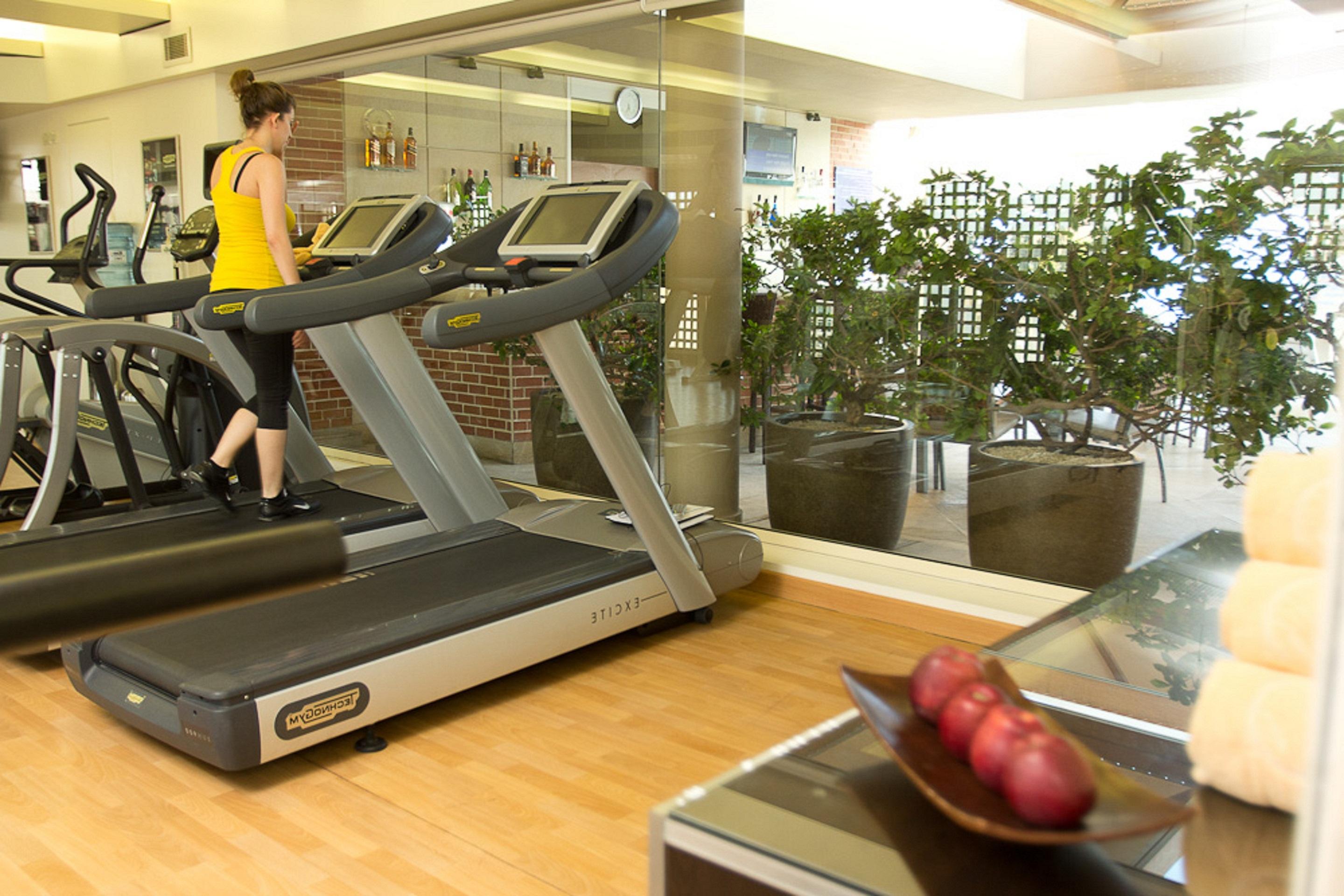 Gefinor Rotana - Beirut Ξενοδοχείο Εξωτερικό φωτογραφία A treadmill