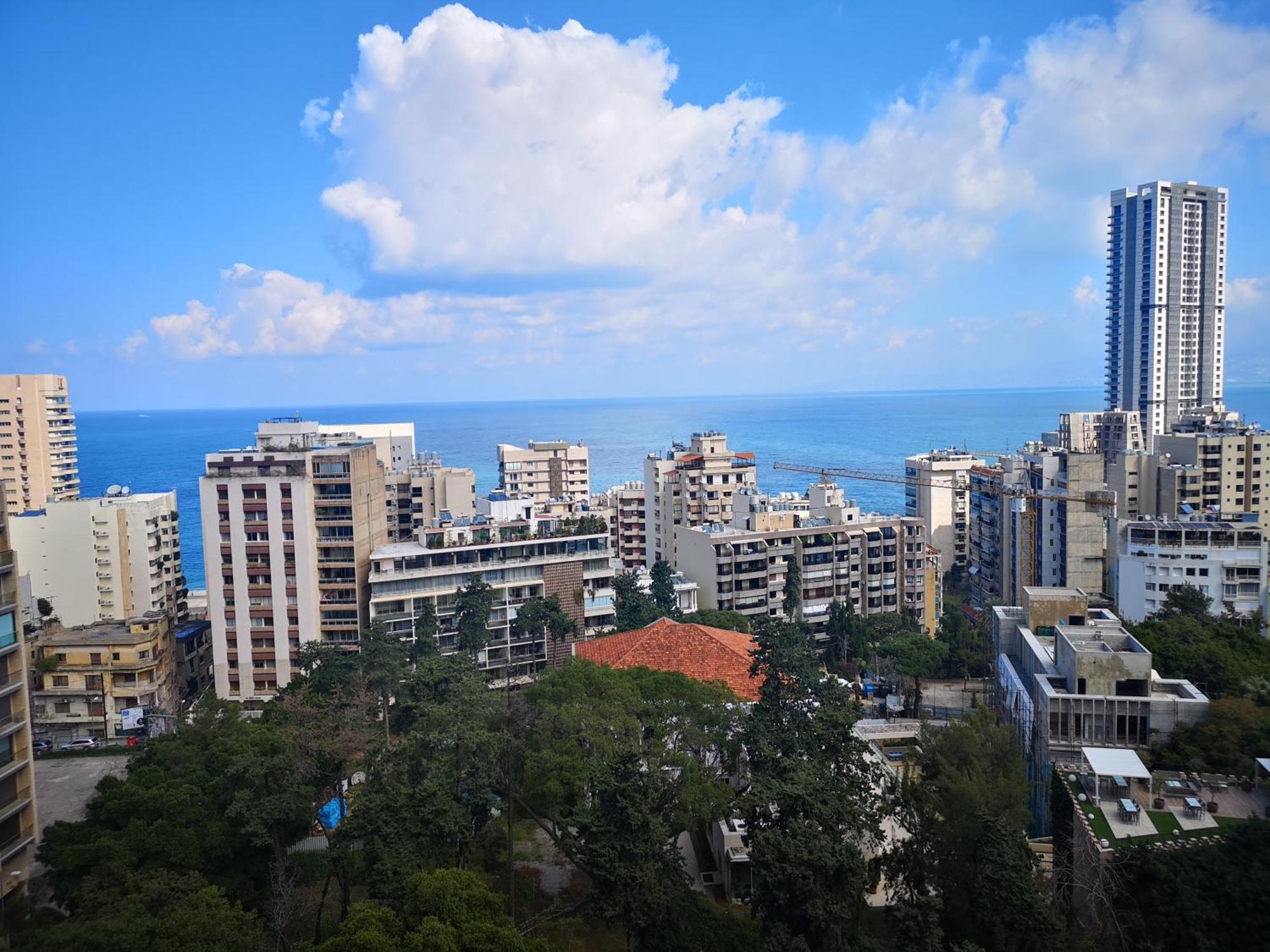 Gefinor Rotana - Beirut Ξενοδοχείο Εξωτερικό φωτογραφία View of the seafront of the municipality
