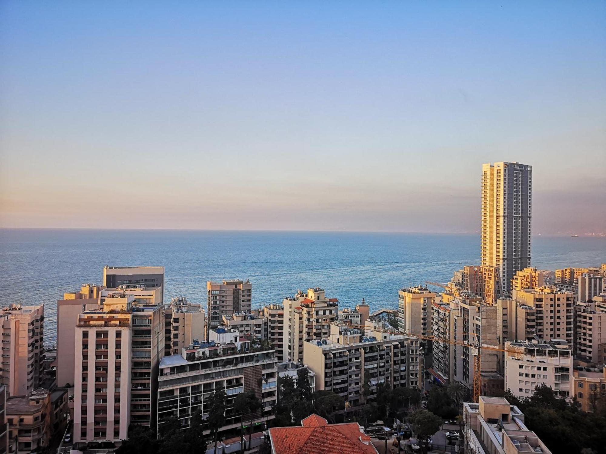 Gefinor Rotana - Beirut Ξενοδοχείο Εξωτερικό φωτογραφία View of the city