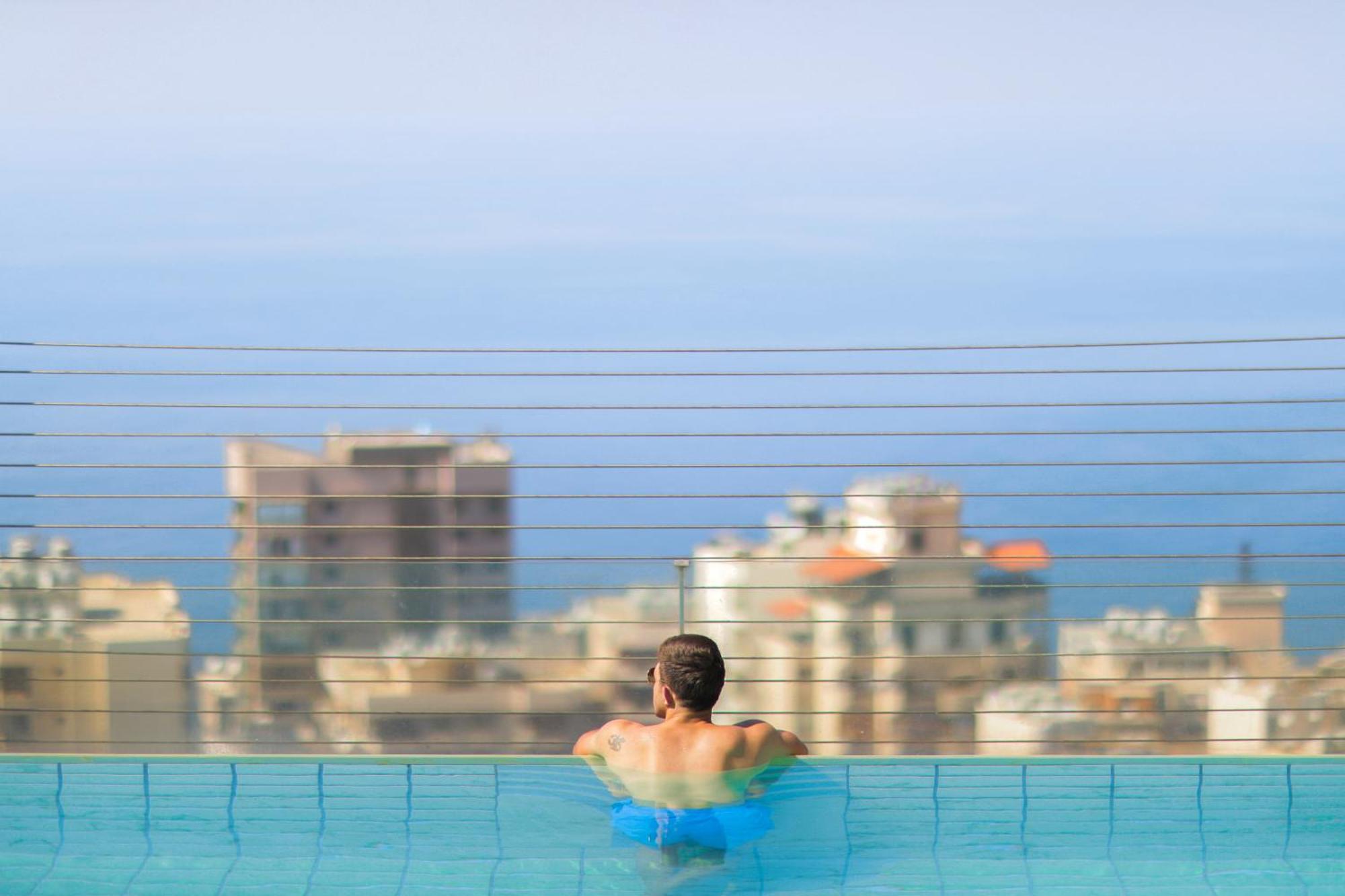 Gefinor Rotana - Beirut Ξενοδοχείο Εξωτερικό φωτογραφία Swimming pool in Nicosia
