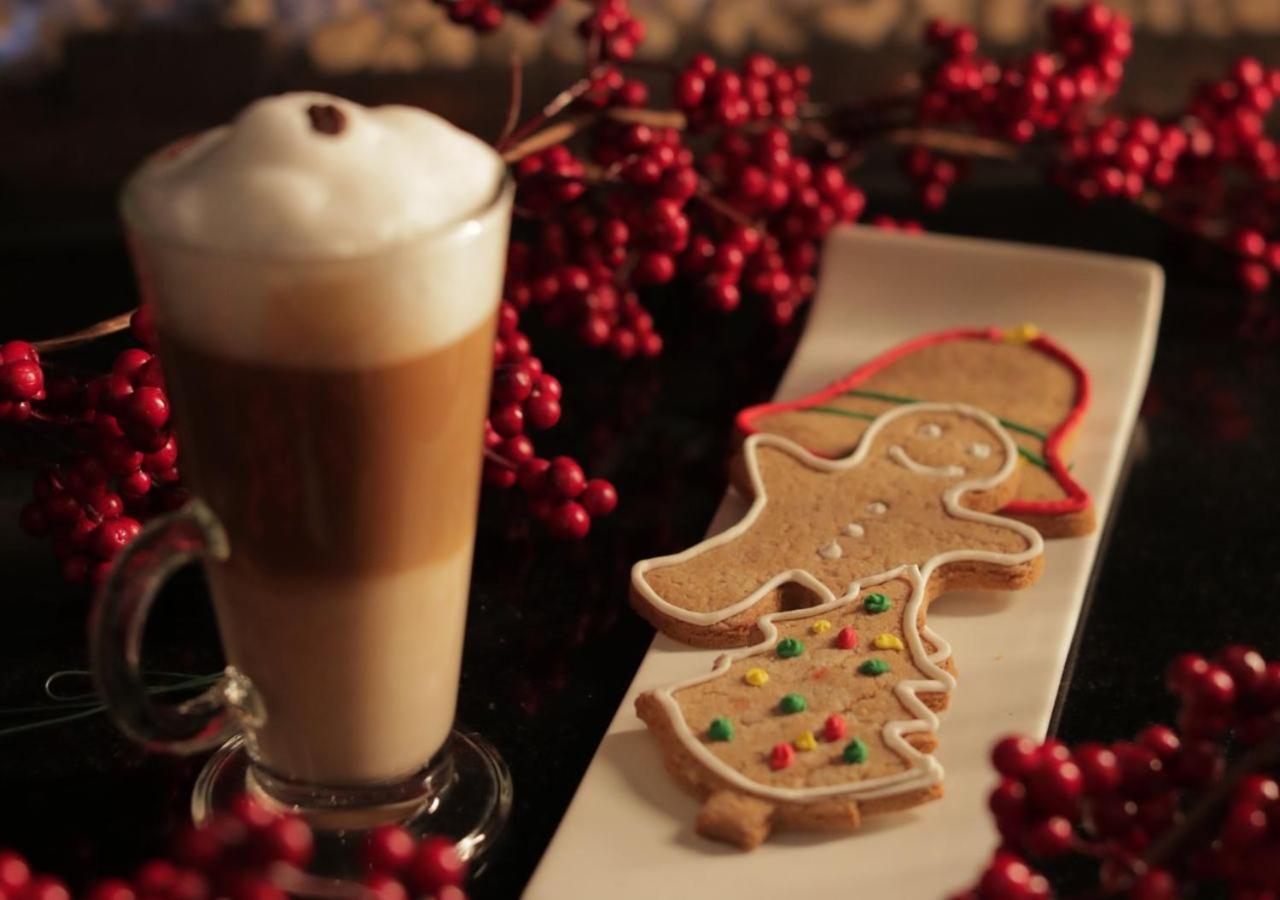 Gefinor Rotana - Beirut Ξενοδοχείο Εξωτερικό φωτογραφία Gingerbread cookies